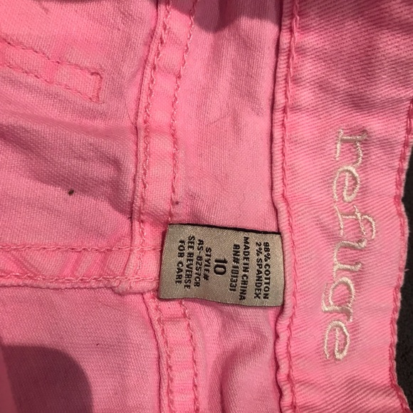 π Hot pink shorts - Picture 3 of 3